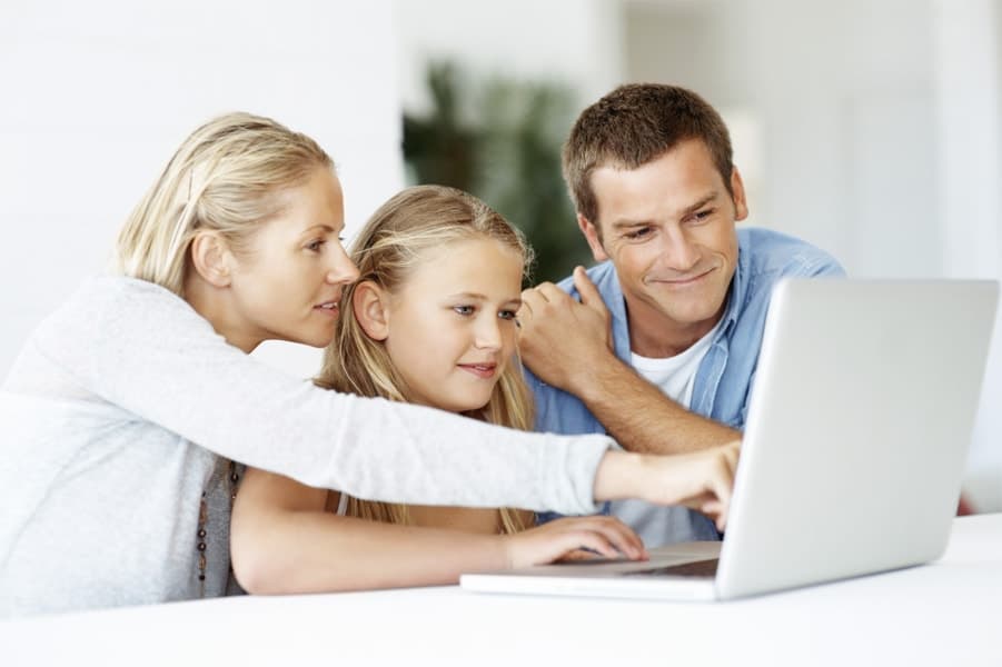 Family with Laptop on Data Recovery Home Version