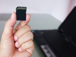 easily recover sd card files using a SD card recovery software